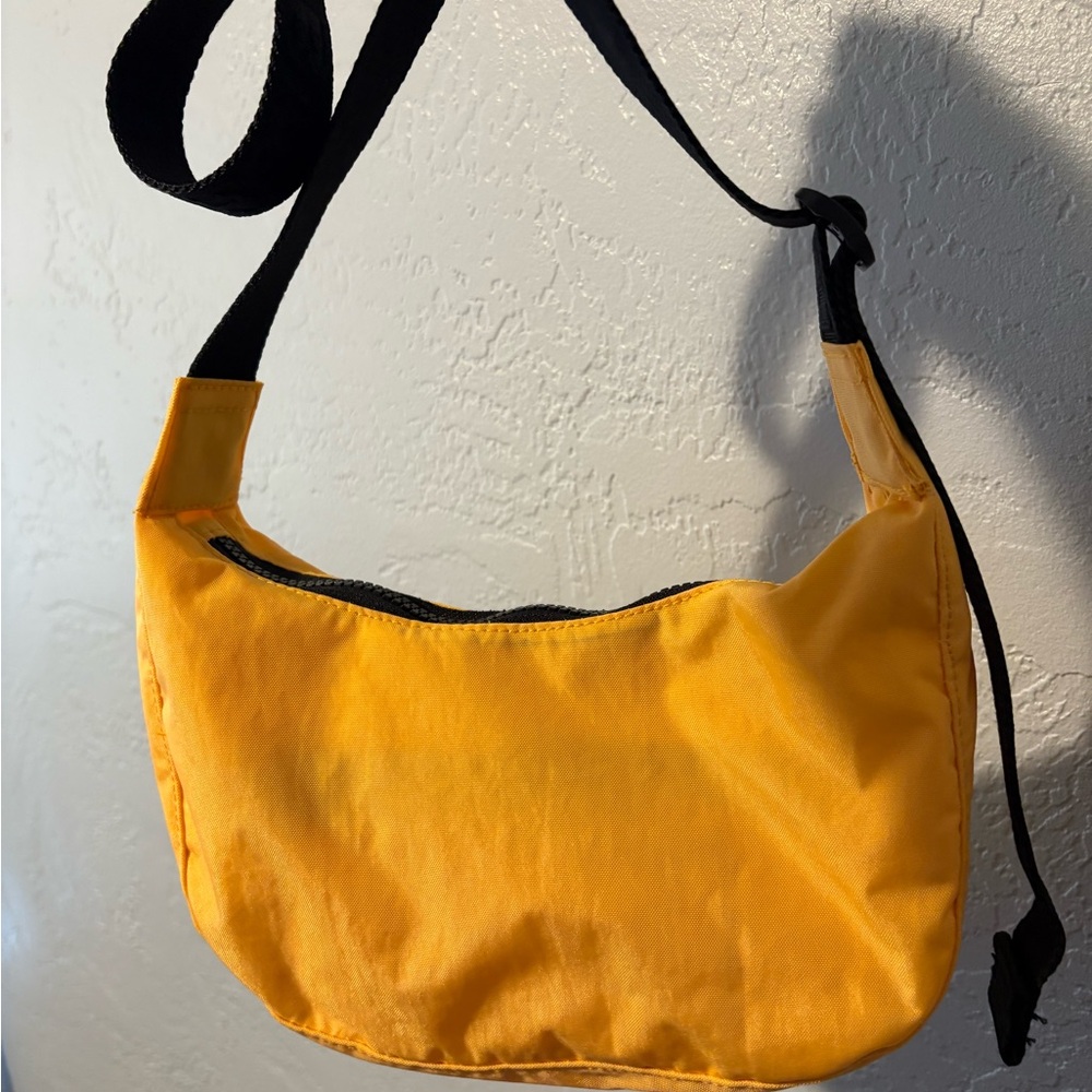 BAGGU small nylon crescent bag in mango